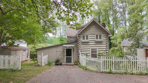 2120 Timberlake Dr, Lynchburg, VA, 24502-6946 | Card Image