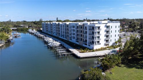 215-1709 N Tamiami Trl, SARASOTA, FL, 34234-8336 | Card Image