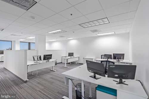 6400 Arlington Boulevard, Falls Church, VA, 22042 | Card Image