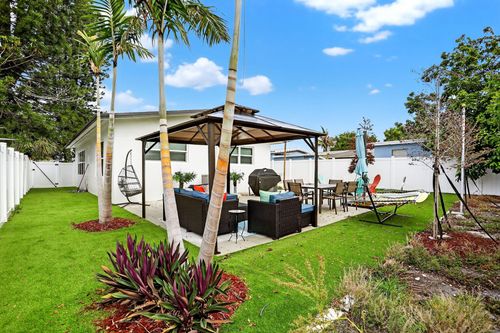 108 Se 11th Ave, Pompano Beach, FL, 33060-7419 | Card Image