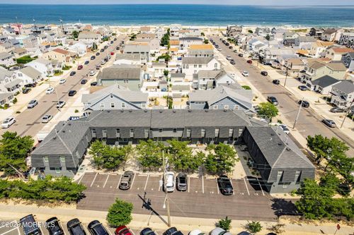private-side-yard-2-75 Grand Central Avenue, Lavallette, NJ, 08735 | Card Image