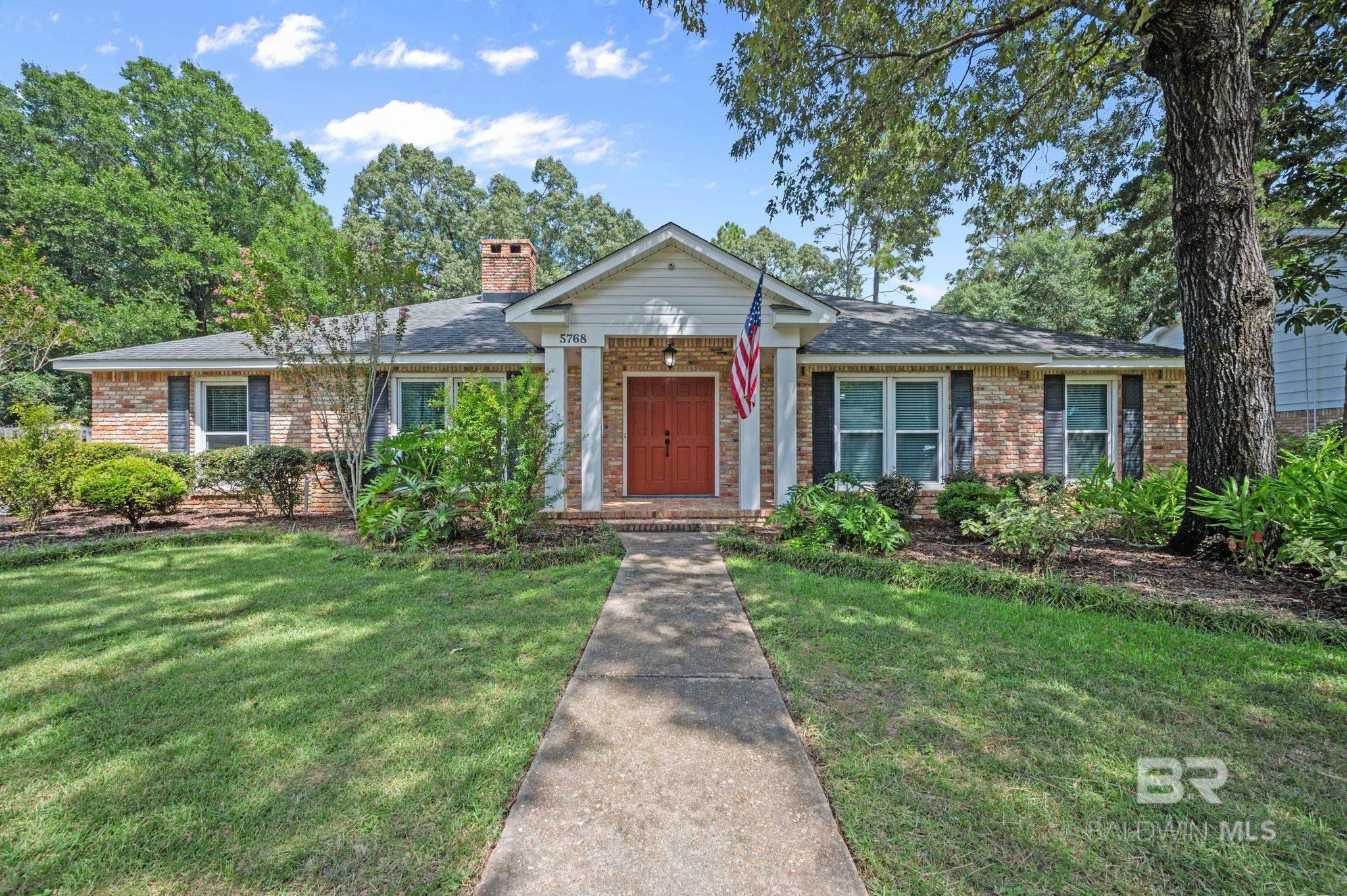 Vendome Dr, Mobile, AL 36609