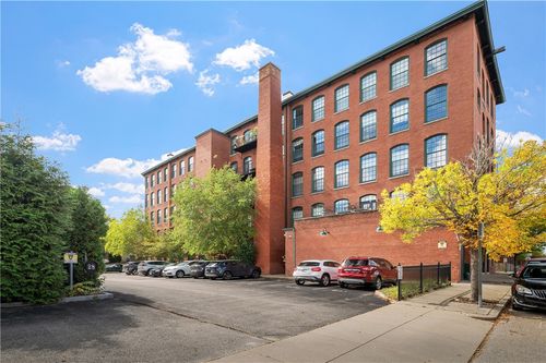 apt-107-28 Bayley St, Pawtucket, RI, 02860-2982 | Card Image