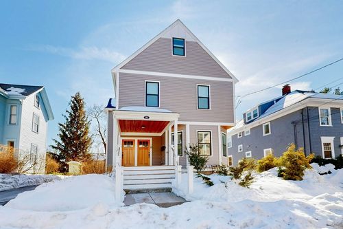 1-96 Floral St, Newton, MA, 02461-1523 | Card Image