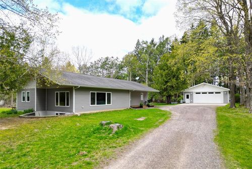W7950 Us Highway 8, Ladysmith, WI, 54848-9554 | Card Image