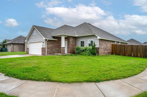 4217 Nw 151st St, Edmond, OK, 73013-9245 | Card Image