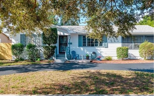 2918 49th St N, Saint Petersburg, FL, 33710-2724 | Card Image