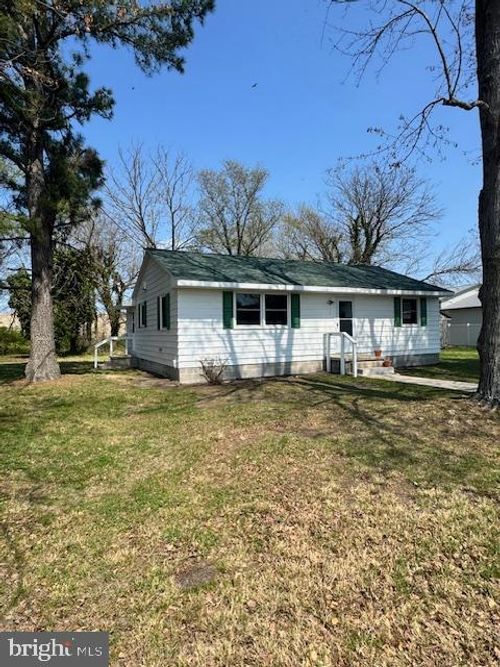 345 S Railroad Ave, GEORGETOWN, DE, 19947-2014 | Card Image