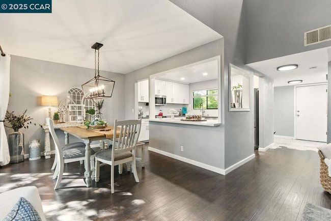 223 Via Pinada Ln, Townhouse with 3 bedrooms, 3 bathrooms and 2 parking in Martinez CA | Image 11