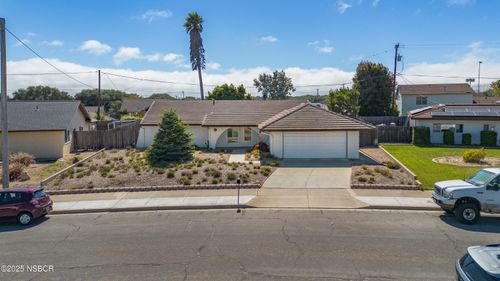 4216 Centaur St, Lompoc, CA, 93436-1229 | Card Image