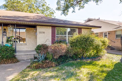 11138 Wyatt St, Dallas, TX, 75218-2546 | Card Image