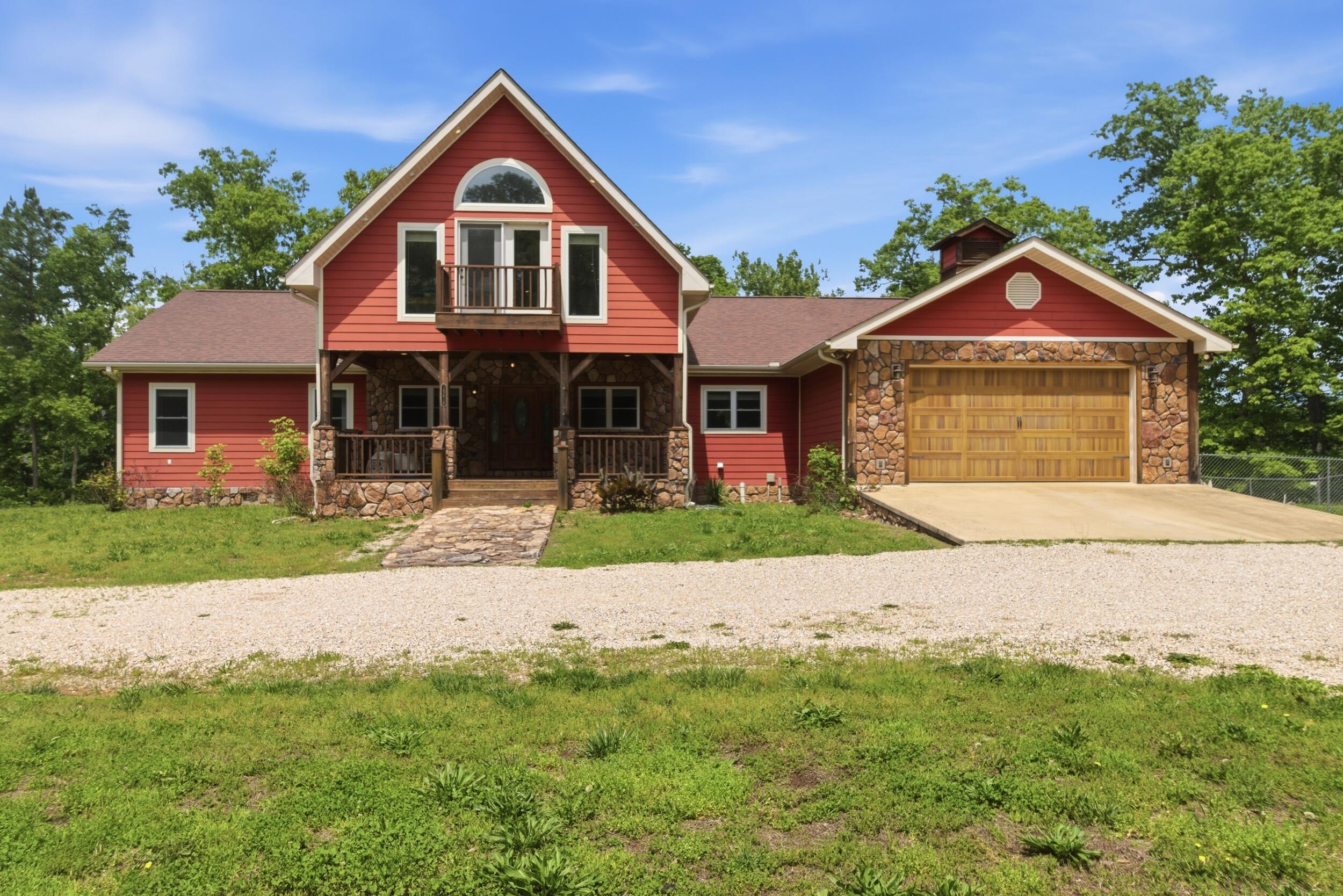 Residential in Eminence