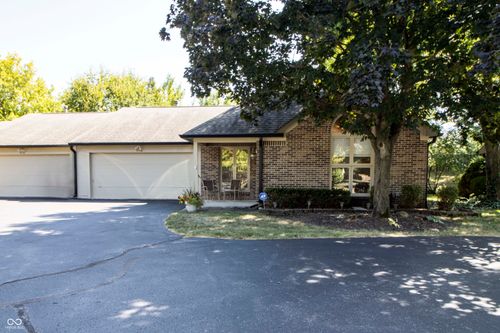 9514 Cadbury Cir, Indianapolis, IN, 46260-1000 | Card Image