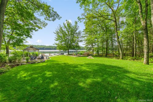 253 York Lake Estates Rd, Barryville, NY, 12719 | Card Image