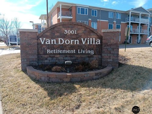 535-3001 S 51st Street Court, Lincoln, NE, 68506 | Card Image