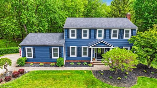 2087 Chimney Ridge Dr, Madison, OH, 44057-2573 | Card Image