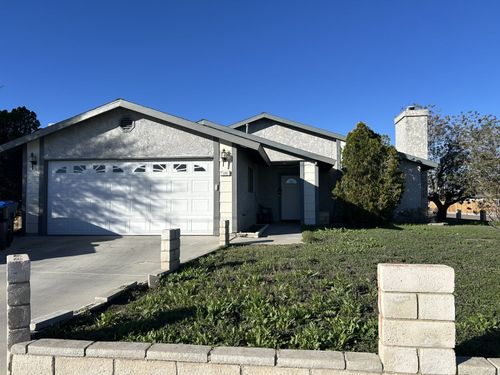 375 N Inyo St, Ridgecrest, CA, 93555-5416 | Card Image