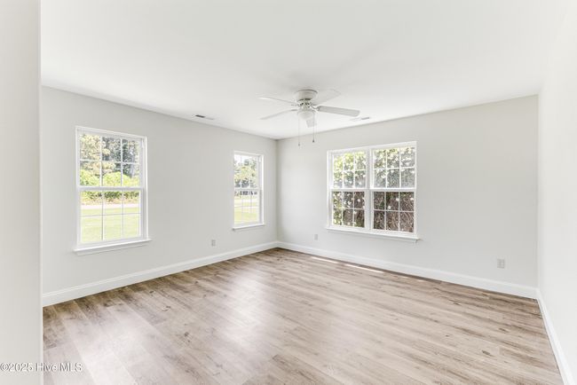 5249 Minnesota Dr Se, House other with 5 bedrooms, 3 bathrooms and 2 parking in Southport NC | Image 20