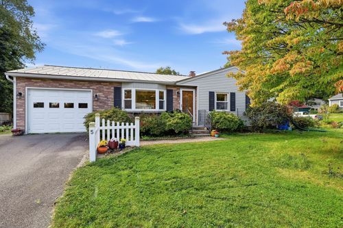 5 Winchester Ter, Northampton, MA, 01062-3541 | Card Image