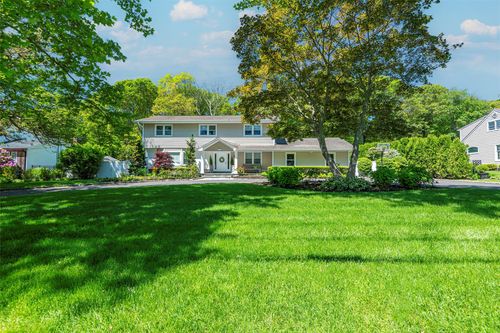 21 Grayon Dr, Dix Hills, NY, 11746-5407 | Card Image