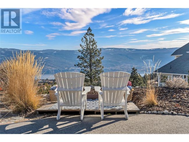 12018 Trayler Pl, House other with 3 bedrooms, 2 bathrooms and 1 parking in Summerland BC | Image 22