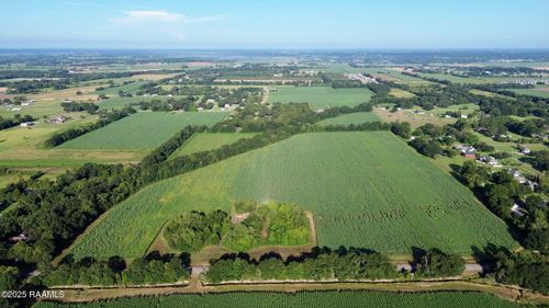 720 Austin Rd, Youngsville, LA, 70592-6319 | Card Image