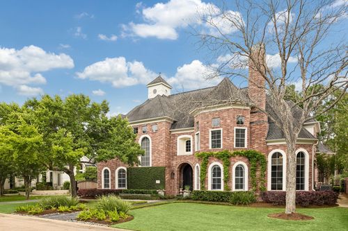907 Enclave Lake Dr, Houston, TX, 77077-1552 | Card Image