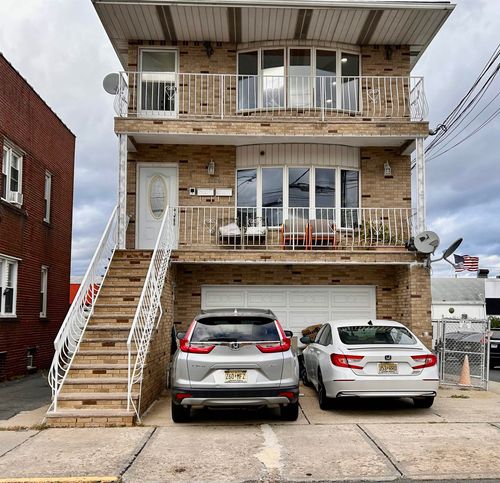 2-1050 70th St, North Bergen, NJ, 07047 | Card Image