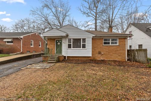 304 Draper Ave, Pontiac, MI, 48341-1811 | Card Image