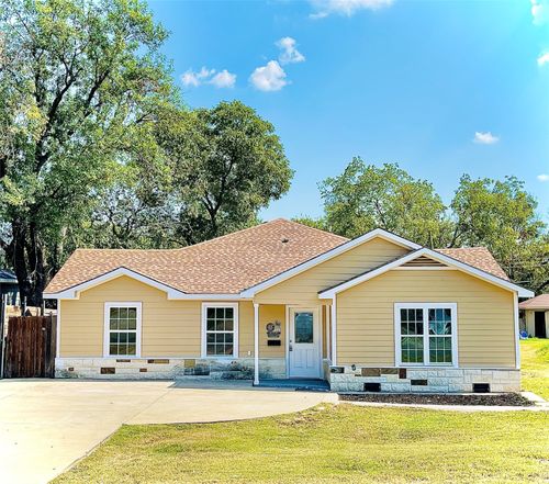 616 Ne 31st St, Grand Prairie, TX, 75050-4728 | Card Image