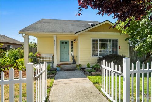 5404 Parker Road E, Sumner, WA, 98390 | Card Image