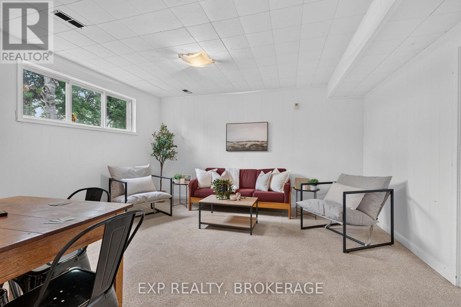 Residential in Kingston (Central City West) 4