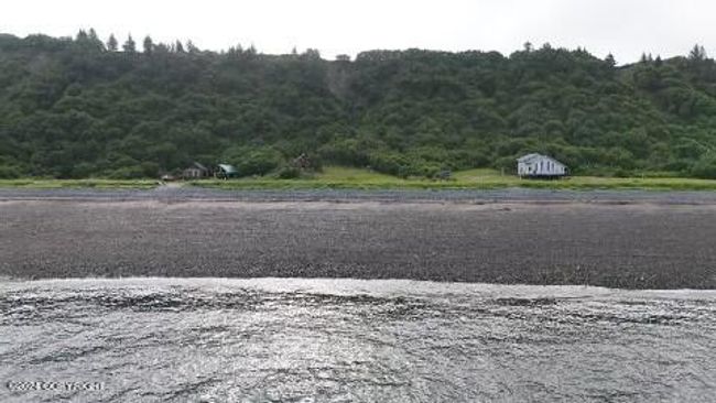 Beach and Cabin | Image 40