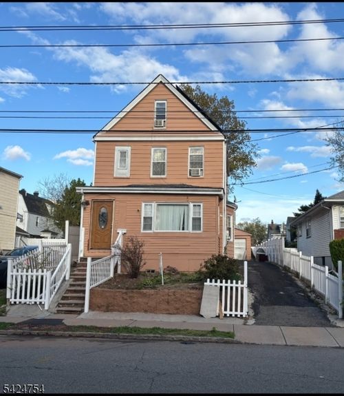 20 Whittlesey Ave, West Orange, NJ, 07052-6114 | Card Image