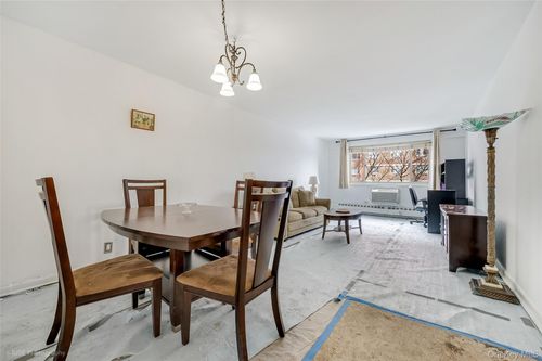 5n-39-65 52nd Streets, New York, NY, 11377 | Card Image