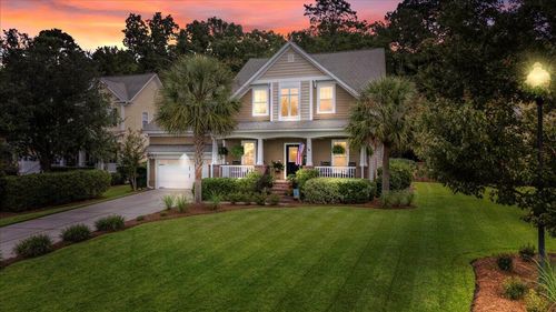 100 Carriage Ride Ln, Summerville, SC, 29485-7864 | Card Image