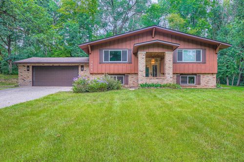 9624 204th St N, Forest Lake, MN, 55025-9735 | Card Image