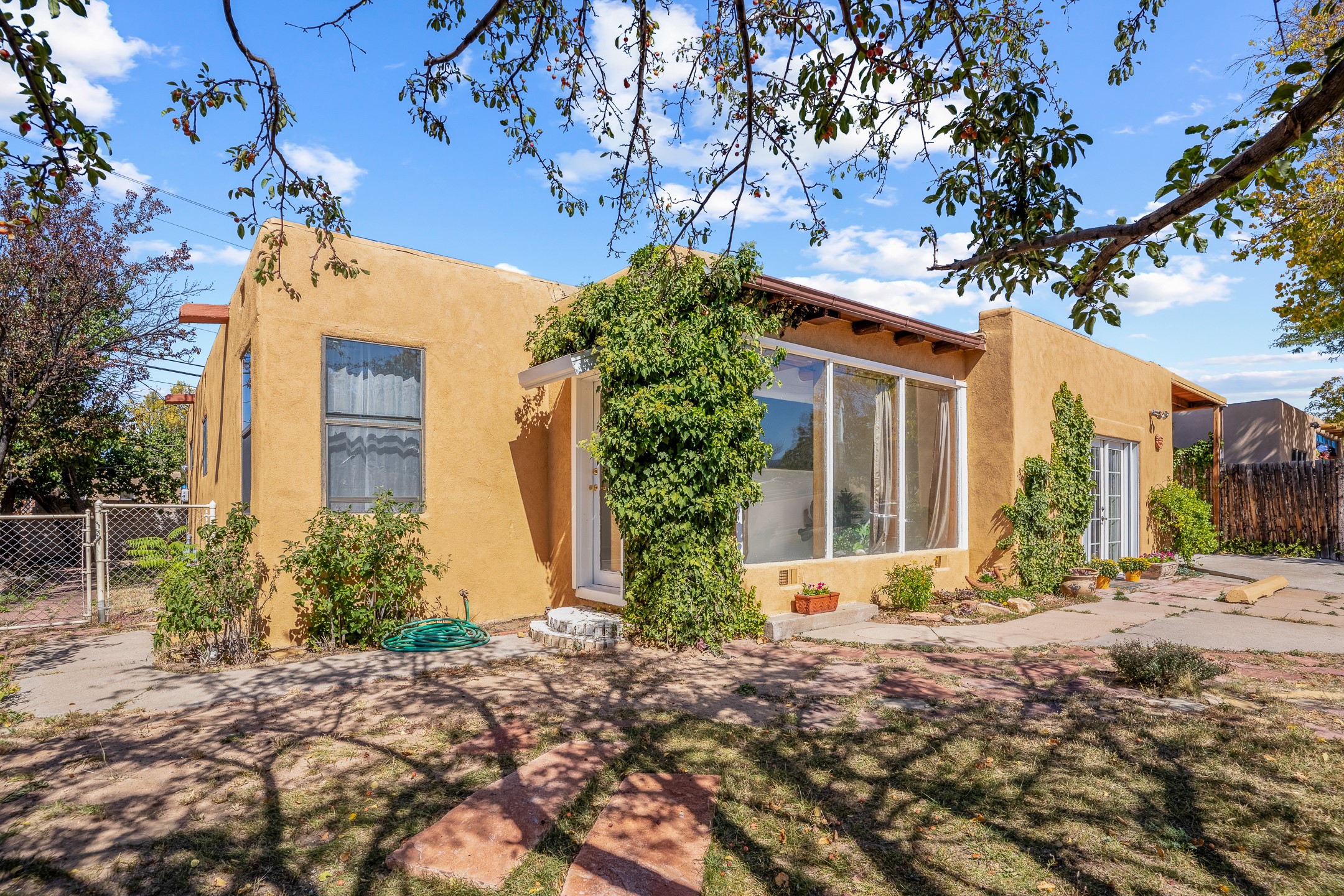 Rio Vista St, Santa Fe, NM 87501