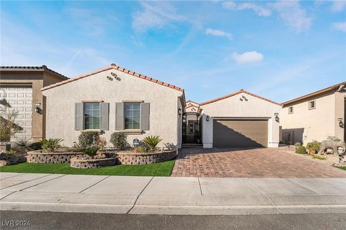 689 Corelli Cove St, Henderson, NV, 89011-5523 | Card Image