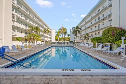 apt-506-4629 Poinciana St, Lauderdale By The Sea, FL, 33308-3537 | Card Image