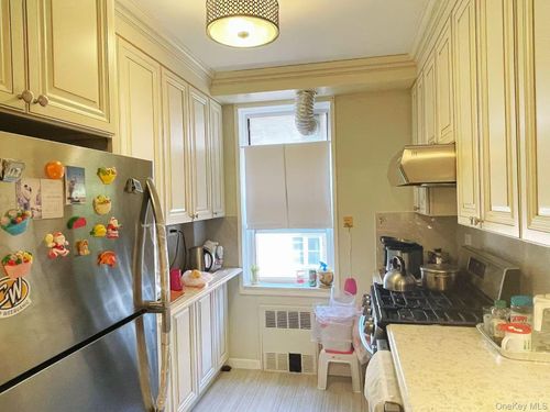 apt-4u-14430 Sanford Ave, Flushing, NY, 11355-1662 | Card Image