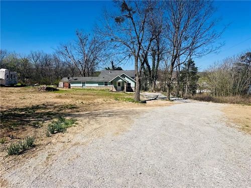 202 S Parrott Dr, Huntsville, AR, 72740-9163 | Card Image