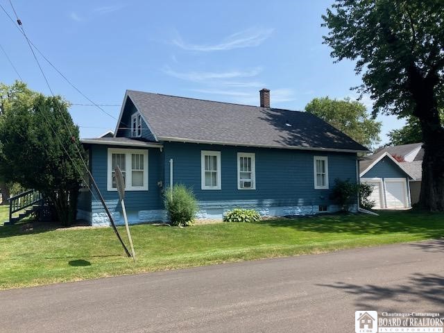Willowbrook Ave, Dunkirk, NY 14048