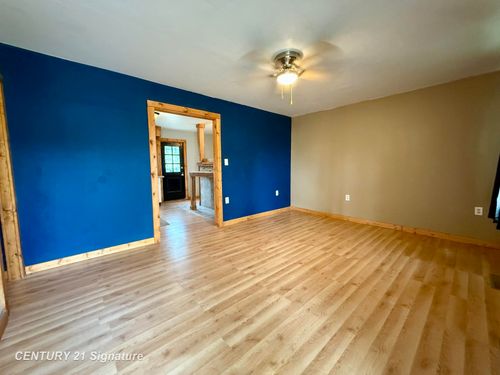 2420 Bancroft St, Saginaw, MI, 48601-1569 | Card Image