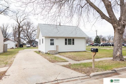 2015 N Grant Avenue, York, NE, 68467 | Card Image