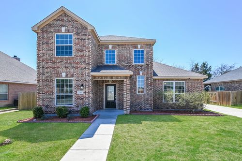 710 Shady Meadow Ln, Glenn Heights, TX, 75154-7922 | Card Image