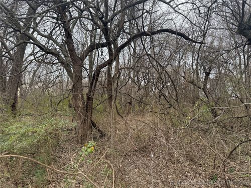 126 Sandow St, Muskogee, OK, 74401-4037 | Card Image