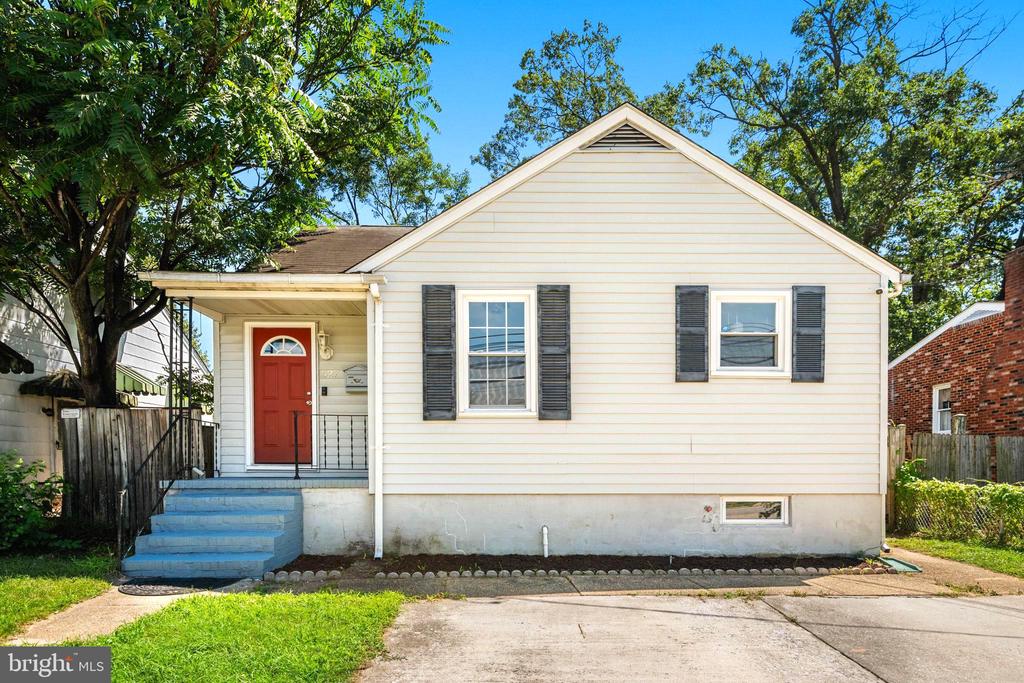Residential in GLEN BURNIE 2