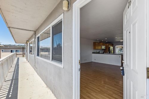 apt-26-35 Fairfax St, San Rafael, CA, 94901-4651 | Card Image