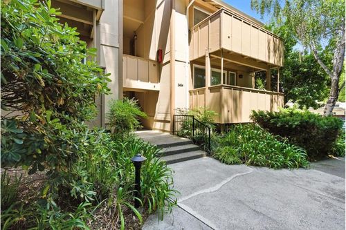 apt-7-2454 W Bayshore Rd, Palo Alto, CA, 94303-3527 | Card Image